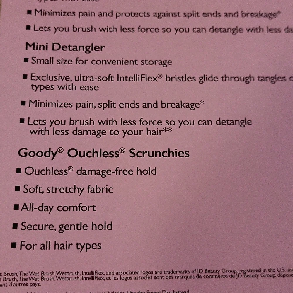 Hello Kitty&Friends 2 Detangler Wet Brushes+4 Goody Ouchless Scrunchies